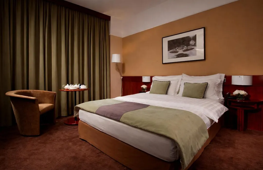 Best Western Premier Hotel Slon-1